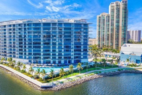 Appartement à vendre à Aventura, Floride: 3 chambres, 211 m2 № 57566 - photo 1