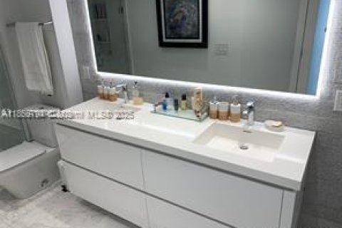 Copropriété à louer à Key Biscayne, Floride: 2 chambres, 117.06 m2 № 1878946 - photo 23