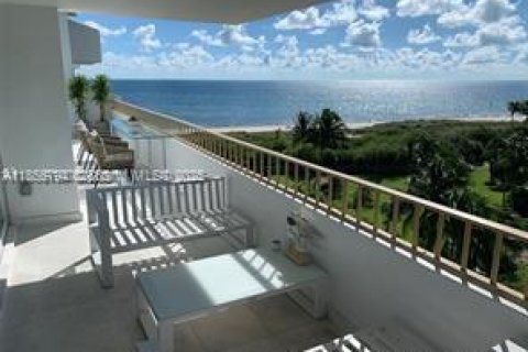 Copropriété à louer à Key Biscayne, Floride: 2 chambres, 117.06 m2 № 1878946 - photo 12