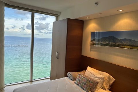 Copropriété à louer à Sunny Isles Beach, Floride: 3 chambres, 205.31 m2 № 1932925 - photo 14