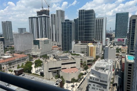 Condo in Miami, Florida, 1 bedroom  № 2075363 - photo 9