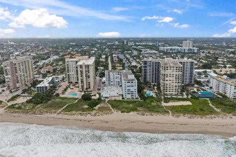 Condominio en venta en Lauderdale-by-the-Sea, Florida, 2 dormitorios, 93.09 m2 № 1954654 - foto 3