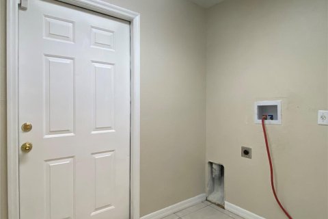 Apartamento en alquiler en Deltona, Florida, 2 dormitorios, 103.86 m2 № 1851662 - foto 17