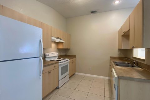 Apartamento en alquiler en Deltona, Florida, 2 dormitorios, 103.86 m2 № 1851662 - foto 2