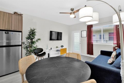 Copropriété à louer à Miami Beach, Floride: 1 chambre, 39.86 m2 № 1996406 - photo 22