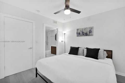 Copropriété à louer à Miami Beach, Floride: 1 chambre, 39.86 m2 № 1996406 - photo 17