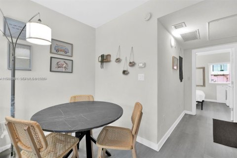 Copropriété à louer à Miami Beach, Floride: 1 chambre, 39.86 m2 № 1996406 - photo 25