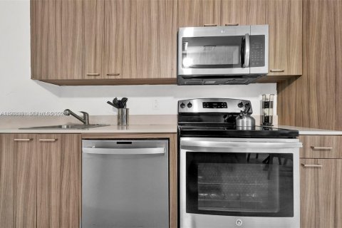 Copropriété à louer à Miami Beach, Floride: 1 chambre, 39.86 m2 № 1996406 - photo 11