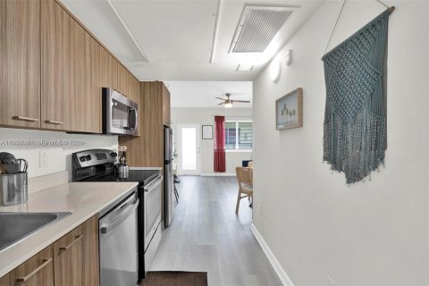 Copropriété à louer à Miami Beach, Floride: 1 chambre, 39.86 m2 № 1996406 - photo 10