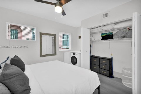 Copropriété à louer à Miami Beach, Floride: 1 chambre, 39.86 m2 № 1996406 - photo 15