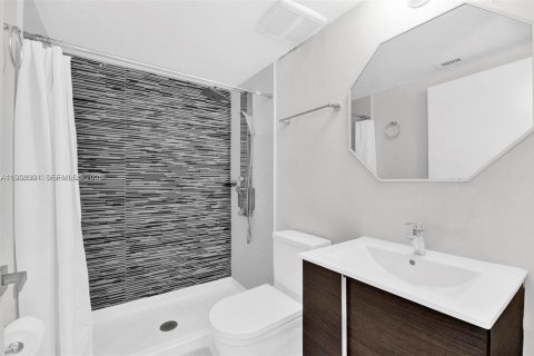 Copropriété à louer à Miami Beach, Floride: 1 chambre, 39.86 m2 № 1996406 - photo 18