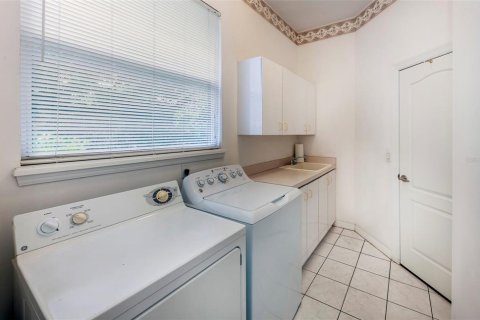 Casa en venta en Sanford, Florida, 5 dormitorios, 415.09 m2 № 1837756 - foto 24
