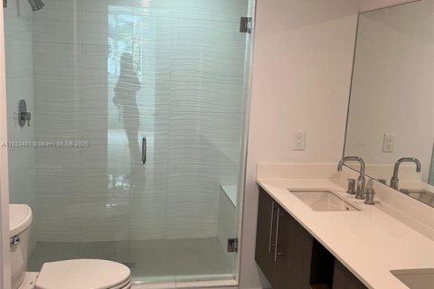 Condo in Doral, Florida, 3 bedrooms  № 2188296 - photo 20