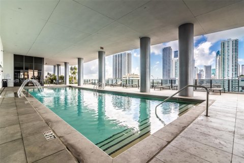 Снять в аренду кондоминиум в Майами, Флорида 1 спальня, 80.36м2, № 2031585 - фото 25