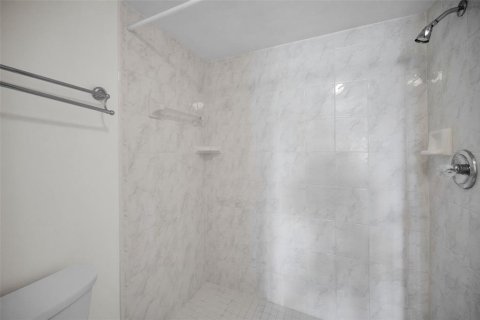Condominio en venta en Seminole, Florida, 2 dormitorios, 100.33 m2 № 2100976 - foto 24
