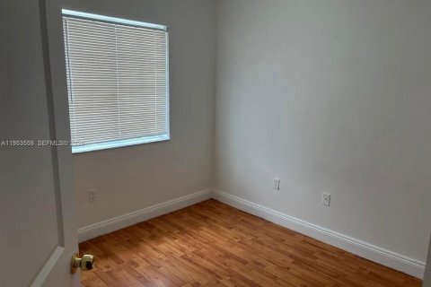 Купить виллу или дом в Майами, Флорида 3 спальни, 106.84м2, № 2008304 - фото 15