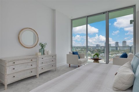 Condo in Saint Petersburg, Florida, 2 bedrooms  № 1904025 - photo 22