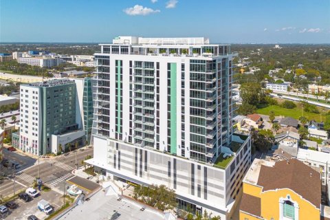 Condo in Saint Petersburg, Florida, 2 bedrooms  № 1904025 - photo 4