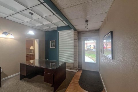 Propiedad comercial en alquiler en Bartow, Florida, 155.89 m2 № 1801980 - foto 9