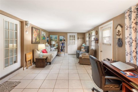 House in Sebring, Florida 3 bedrooms, 150.97 sq.m. № 1915884 - photo 7