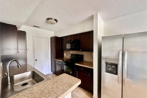 Copropriété à louer à Boynton Beach, Floride: 2 chambres, 92.34 m2 № 2057791 - photo 4