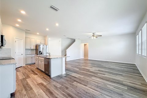 House in Riverview, Florida 5 bedrooms, 290.41 sq.m. № 2149268 - photo 10