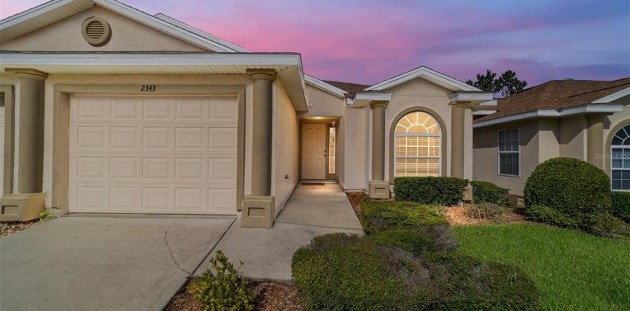 Villa ou maison à Ocala, Floride 2 chambres, 124.21 m2 № 1901408