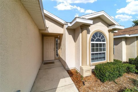 House in Ocala, Florida 2 bedrooms, 124.21 sq.m. № 1901408 - photo 5