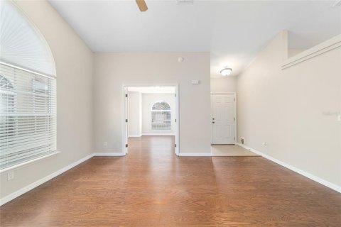 House in Ocala, Florida 2 bedrooms, 124.21 sq.m. № 1901408 - photo 9