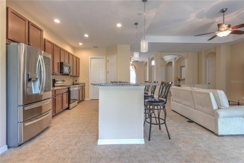 House in Parrish, Florida 3 bedrooms, 225.75 sq.m. № 1598230 - photo 8