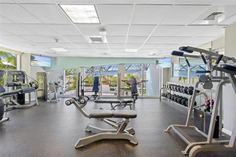 Condo in Sunny Isles Beach, Florida, 1 bedroom  № 1867496 - photo 20