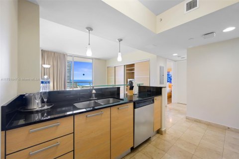 Condo in Sunny Isles Beach, Florida, 1 bedroom  № 1867496 - photo 7