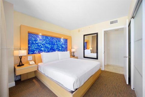 Condo in Sunny Isles Beach, Florida, 1 bedroom  № 1867496 - photo 11