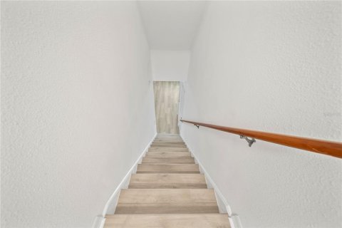 Condo in Temple Terrace, Florida, 2 bedrooms  № 1791608 - photo 17