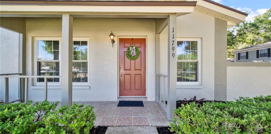 Condo in Temple Terrace, Florida, 2 bedrooms № 1791608