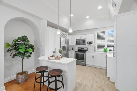 Copropriété à vendre à Tampa, Floride: 2 chambres, 138.24 m2 № 2239637 - photo 9