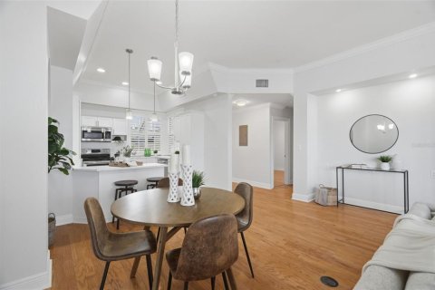Copropriété à vendre à Tampa, Floride: 2 chambres, 138.24 m2 № 2239637 - photo 8
