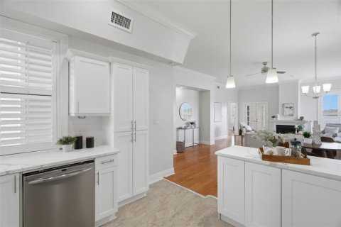 Copropriété à vendre à Tampa, Floride: 2 chambres, 138.24 m2 № 2239637 - photo 12