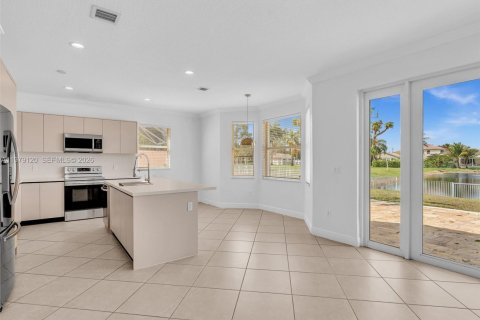 Villa ou maison à louer à Pembroke Pines, Floride: 4 chambres, 231.14 m2 № 2079978 - photo 19