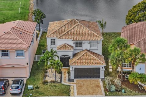 Villa ou maison à Pembroke Pines, Floride 4 chambres, 231.14 m2 № 2079978