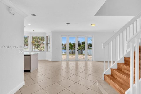 Villa ou maison à louer à Pembroke Pines, Floride: 4 chambres, 231.14 m2 № 2079978 - photo 17