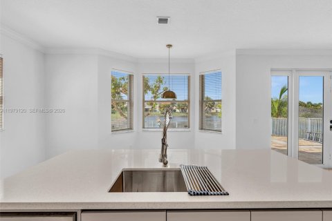 Villa ou maison à louer à Pembroke Pines, Floride: 4 chambres, 231.14 m2 № 2079978 - photo 30