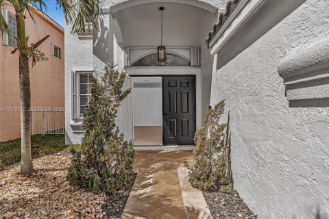 Villa ou maison à louer à Pembroke Pines, Floride: 4 chambres, 231.14 m2 № 2079978 - photo 14