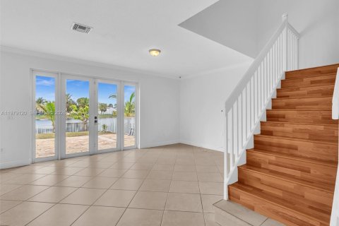 Villa ou maison à louer à Pembroke Pines, Floride: 4 chambres, 231.14 m2 № 2079978 - photo 25