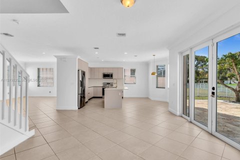 Villa ou maison à louer à Pembroke Pines, Floride: 4 chambres, 231.14 m2 № 2079978 - photo 26