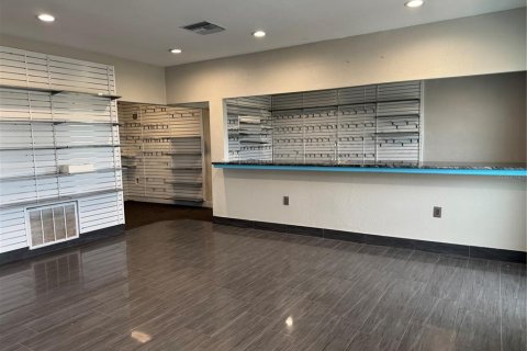 Commercial property in Lake Placid, Florida 148.36 sq.m. № 1686930 - photo 8