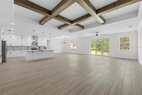 Casa en venta en Weeki Wachee, Florida, 4 dormitorios, 313.82 m2 № 2206472 - foto 13