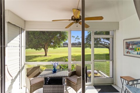 Купить кондоминиум в Пемброк-Пайнс, Флорида 1 спальня, 83.61м2, № 1971606 - фото 21