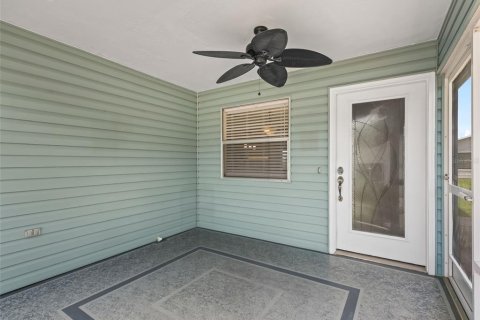 House in The Villages, Florida 2 bedrooms, 104.14 sq.m. № 1831793 - photo 6