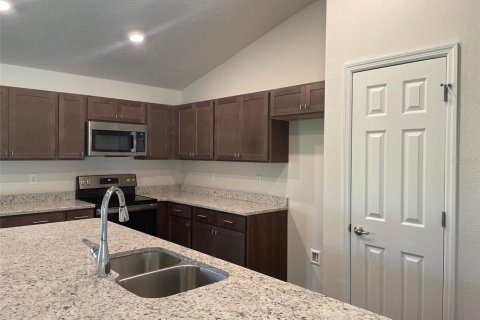 Casa en venta en Ocala, Florida, 4 dormitorios, 172.71 m2 № 1424857 - foto 5